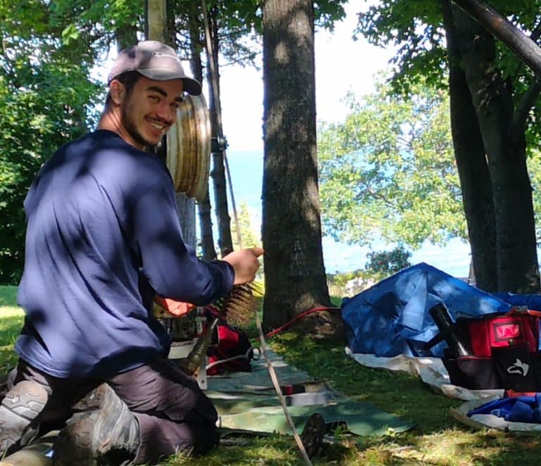 Antoine Gosselin travaille chez Puits limpides inc.