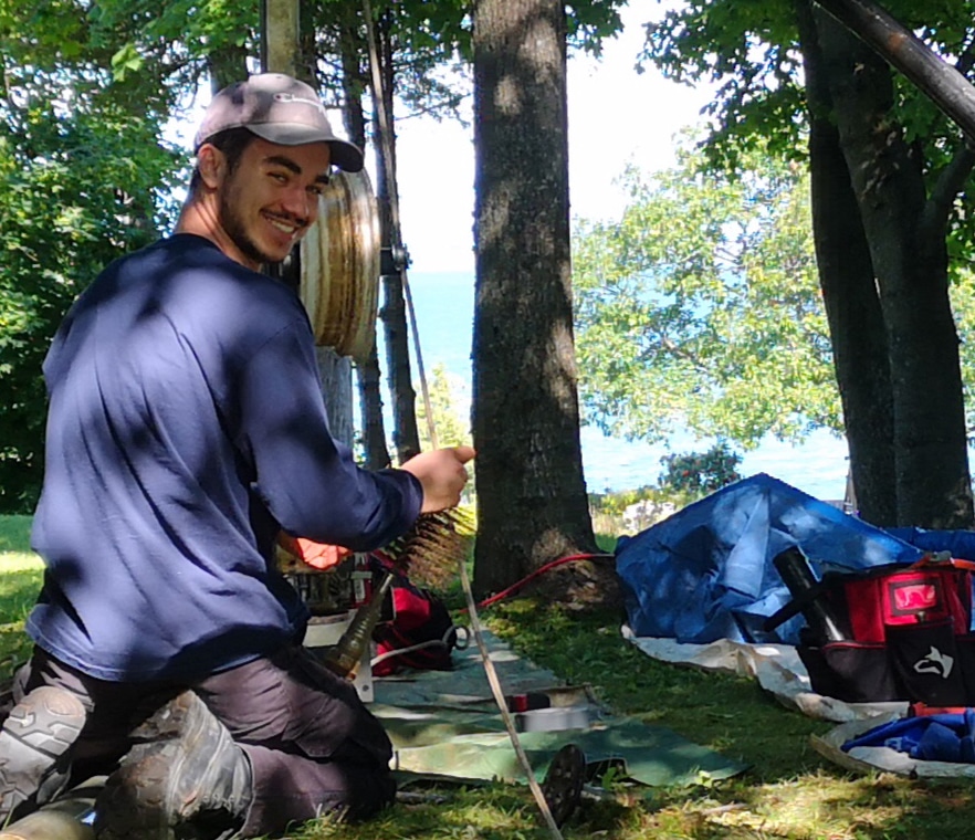 Antoine Gosselin travaille chez Puits limpides inc.